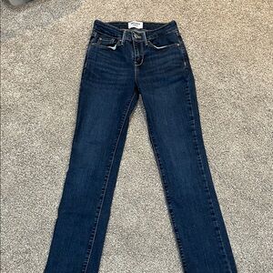 Levi’s Denizen jeans